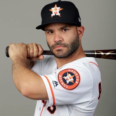 Second Baseman José Altuve Named 2022 Heart and Hustle Award